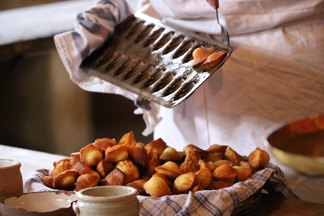 Retrouvez toute la saveur de la madeleine de votre enfance avec cette recette facile.