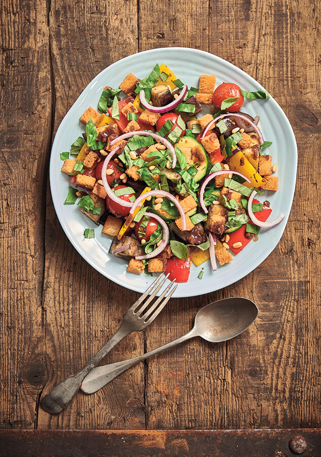 Suggestion de présentation Salade de Légumes et Croûtons