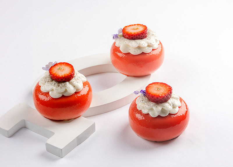 Entremets fraise & coco
