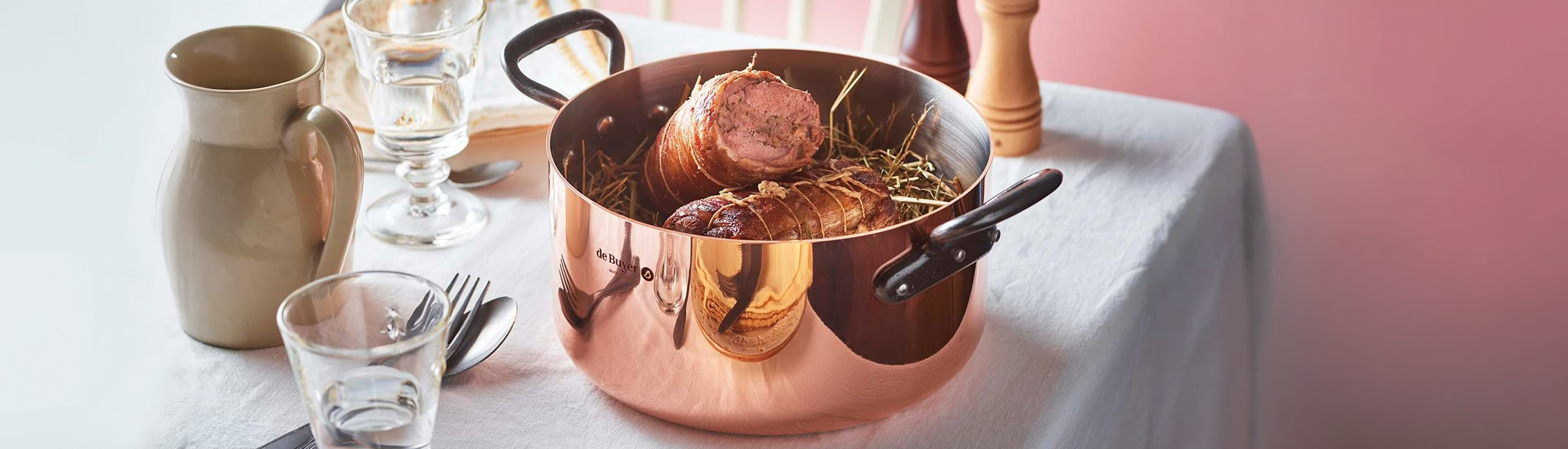 Agneau cuisiné au foin